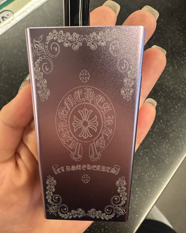 크로스 장식 문양 전면 각인 레이저 각인 작업물