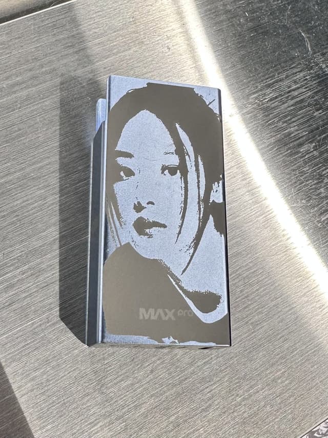 인물 사진 각인 레이저 각인 작업물